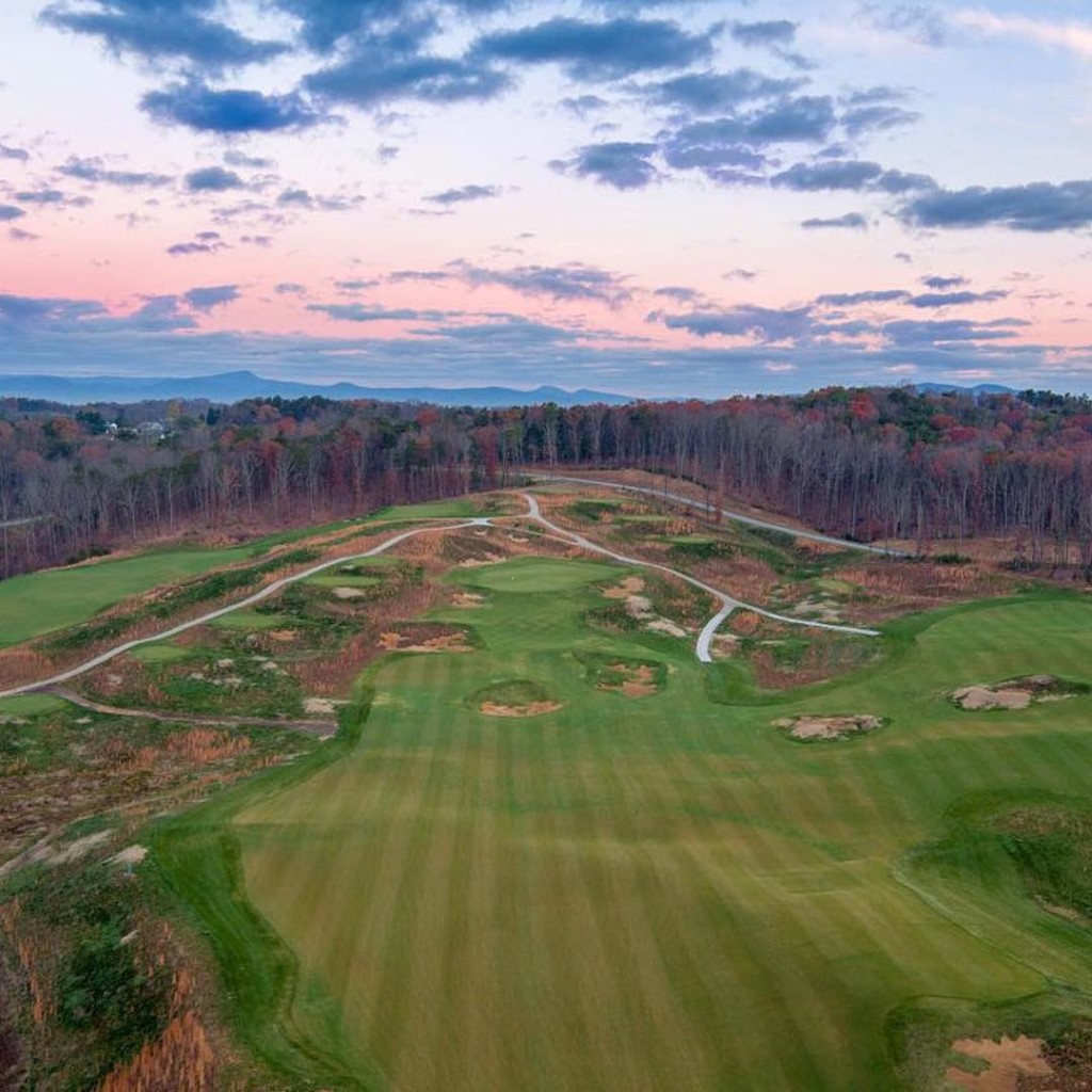 drone images of golf courses